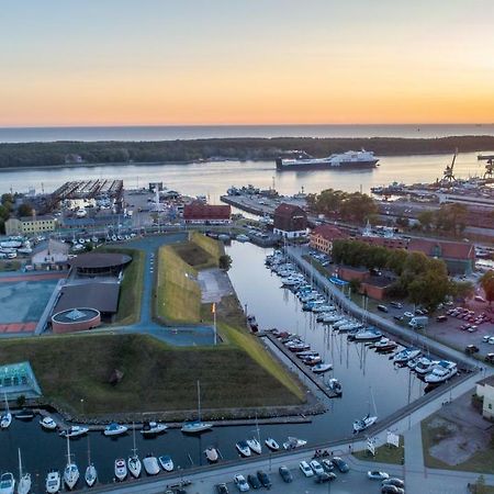 Appartamento Sveciu Namai - Pilies Papedeje Klaipėda Esterno foto